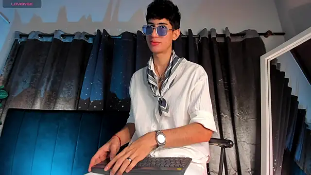 NovaaWheler online show from February 13, 2026, 12:16 pm