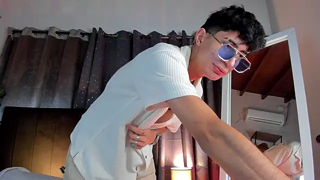 NovaaWheler online show from February 20, 2026, 11:45 am