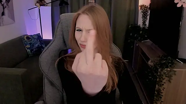 DariaTate online show from April 29, 2026, 5:52 pm