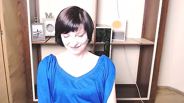  AngeliaFlow  online show from April 20, 2026, 12:08 pm