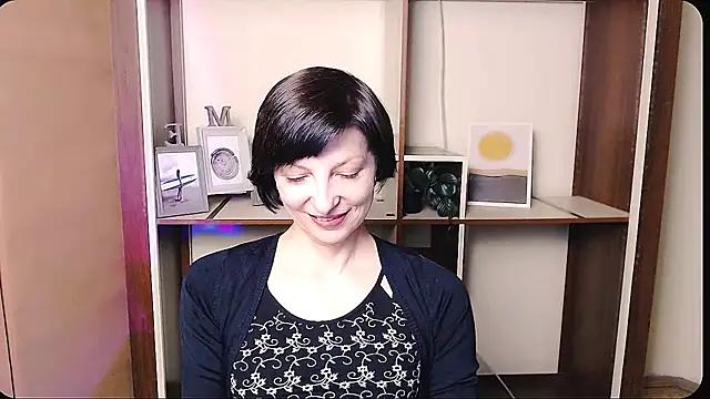  AngeliaFlow  online show from March 27, 2026, 12:17 pm