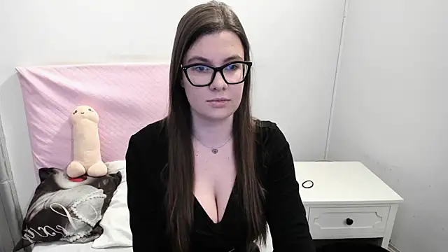 CarolineFlirt online show from March 25, 2026, 3:33 pm