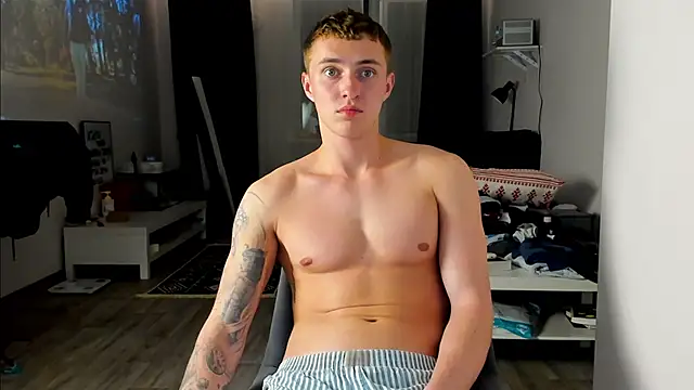 crazybottom99 online show from May 10, 2026, 5:26 pm