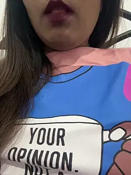 Snapshot of Deepcha1991 chatting on February 18, 2025, 6:15 pm Deepcha1991 online show from February 18, 2025, 6:15 pm