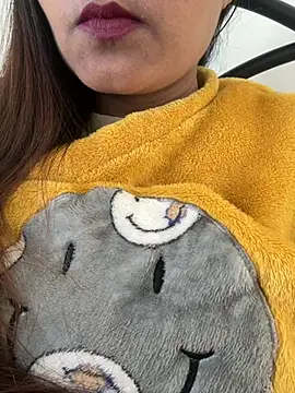 Snapshot of Deepcha1991 chatting on March 22, 2025, 2:47 pm Deepcha1991 online show from March 22, 2025, 2:47 pm