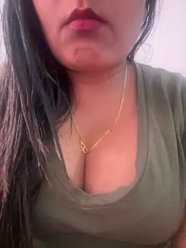 Snapshot of Deepcha1991 chatting on April 10, 2026, 1:07 pm Deepcha1991 online show from April 10, 2026, 1:07 pm