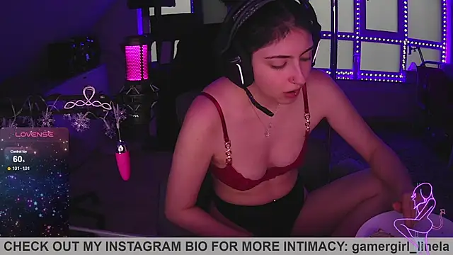 Gamergirl-Linela online show from November 27, 2025, 3:34 pm