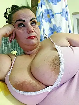 IvettkeXXX online show from October 12, 2025, 5:36 pm