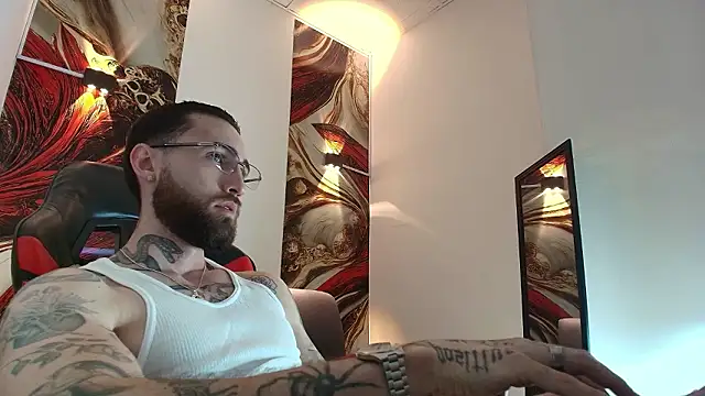 Luke davis01 online show from February 10, 2026, 1:21 pm