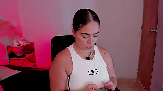 Snapshot of Morgan_Wright chatting on February 11, 2026, 8:20 pm Morgan Wright online show from February 11, 2026, 8:20 pm