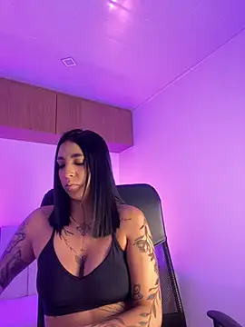 Snapshot of naiara_angels chatting on February 21, 2025, 2:06 am naiara angels online show from February 21, 2025, 2:06 am