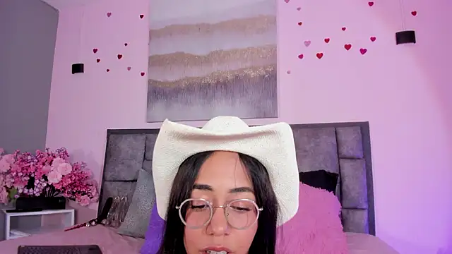 AdelaLust online show from February 28, 2026, 4:12 am