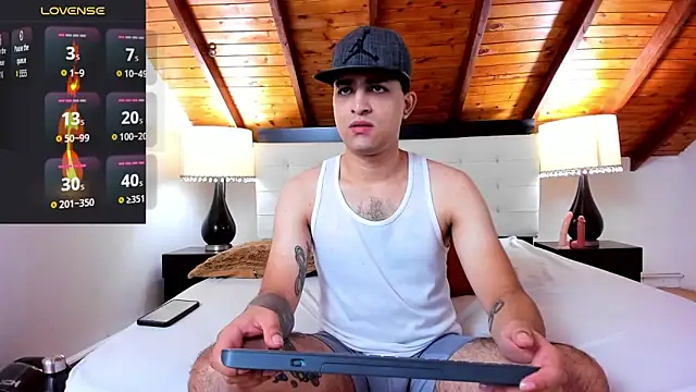 Sebastian Berne online show from October 6, 2025, 7:36 pm