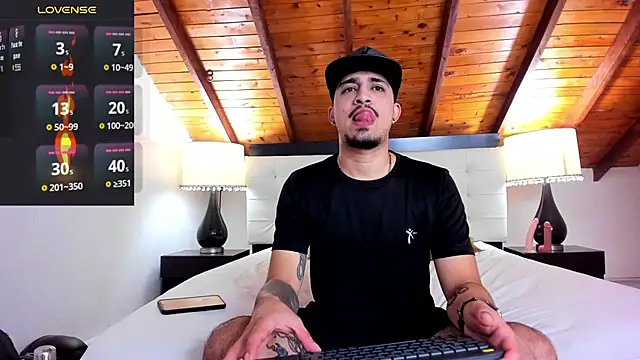 Sebastian Berne online show from September 28, 2025, 7:10 pm