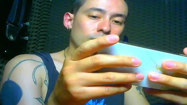 vampireathome online show from March 16, 2025, 1:28 am