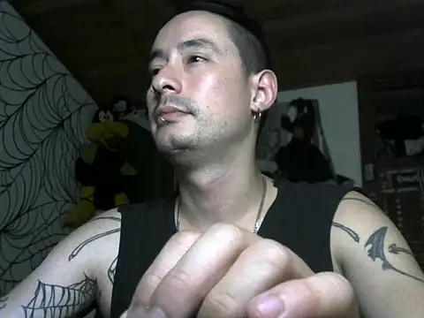 vampireathome online show from July 5, 2026, 4:52 am