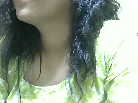 Your cutiepie  online show from December 3, 2025, 4:50 pm