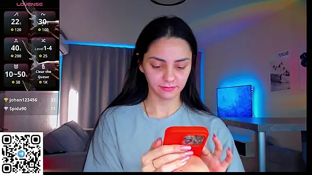 EmiliaZen online show from April 21, 2026, 2:51 am