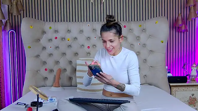 PlayfulShow online show from February 16, 2026, 10:14 am