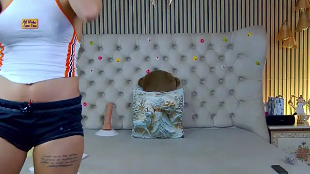 PlayfulShow online show from December 5, 2025, 12:26 pm