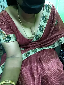 Snapshot of niiveditha chatting on October 11, 2025, 10:49 am niiveditha online show from October 11, 2025, 10:49 am