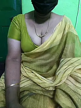 Snapshot of niiveditha chatting on March 18, 2025, 5:12 pm niiveditha online show from March 18, 2025, 5:12 pm