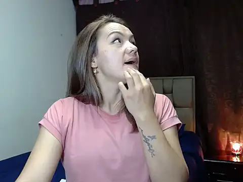 Snapshot of PenelopeMist chatting on February 7, 2026, 1:57 am PenelopeMist online show from February 7, 2026, 1:57 am