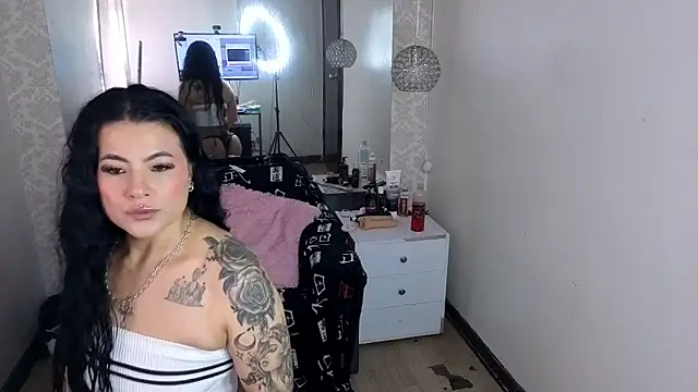 Snapshot of lizha_milf chatting on November 12, 2025, 2:10 pm lizha milf online show from November 12, 2025, 2:10 pm