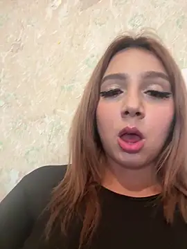 hotamanda01 online show from March 25, 2026, 10:52 pm