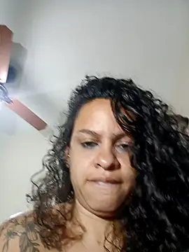 amanda19322 online show from March 26, 2026, 11:24 pm