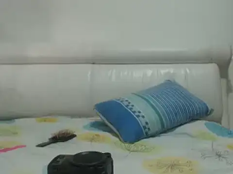 Snapshot of Girltattos chatting on February 20, 2025, 10:15 pm Girltattos online show from February 20, 2025, 10:15 pm