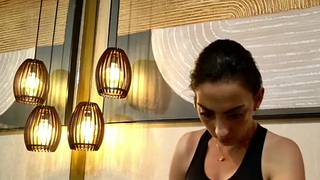 lissa palmer online show from October 31, 2025, 3:25 am