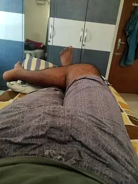 Snapshot of Tamil_small_cock chatting on April 26, 2026, 8:22 am Tamil small cock online show from April 26, 2026, 8:22 am