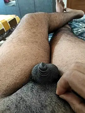 Snapshot of Tamil_small_cock chatting on April 19, 2026, 5:08 am Tamil small cock online show from April 19, 2026, 5:08 am