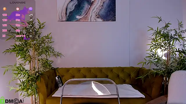 miiss  lulu online show from April 7, 2026, 1:07 am