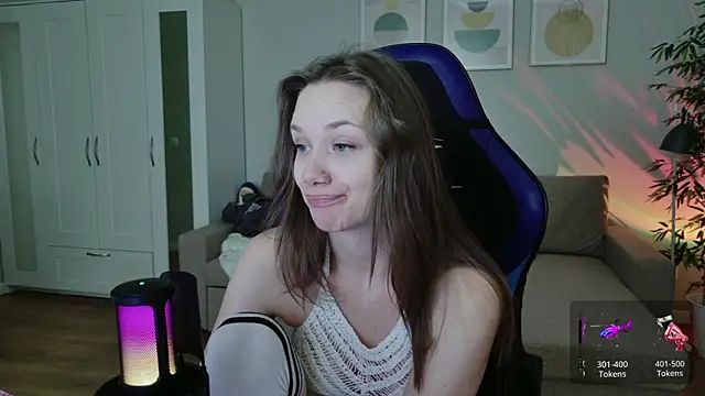 alexa feels  online show from April 30, 2026, 4:25 pm