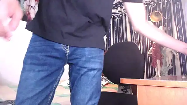 Bull Xvi online show from October 5, 2025, 1:18 am