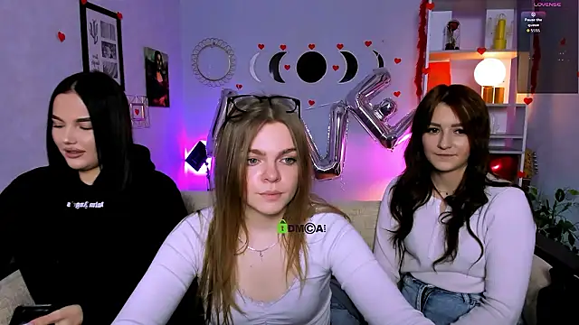 catherine kitty online show from February 12, 2026, 10:20 pm