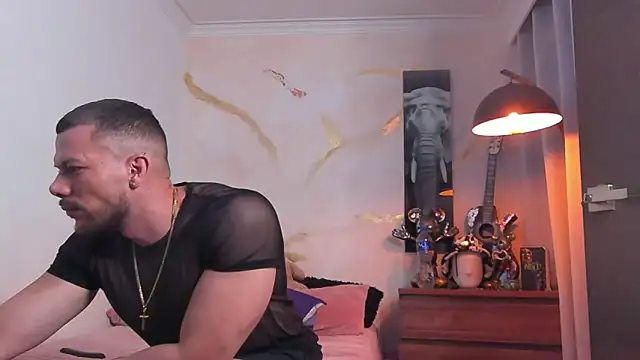 bakersboyssexys online show from April 24, 2026, 2:13 am