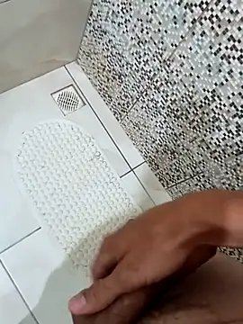 Snapshot of garoto-pirocudo chatting on March 9, 2025, 12:31 pm garoto-pirocudo online show from March 9, 2025, 12:31 pm