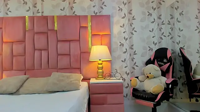 ArianaFranco online show from March 19, 2026, 1:22 pm