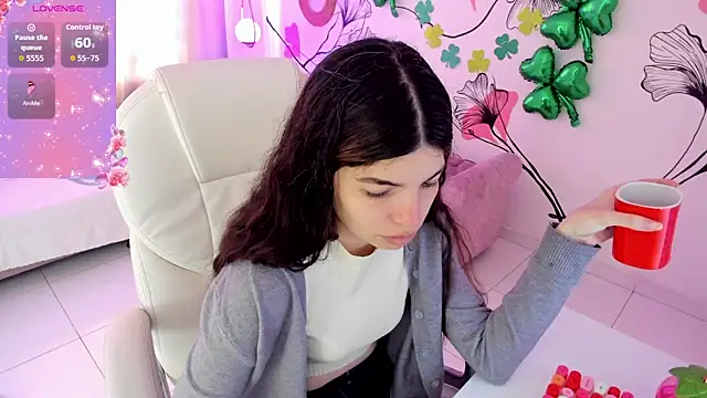 Isabela Fiorelli online show from March 15, 2026, 1:18 pm