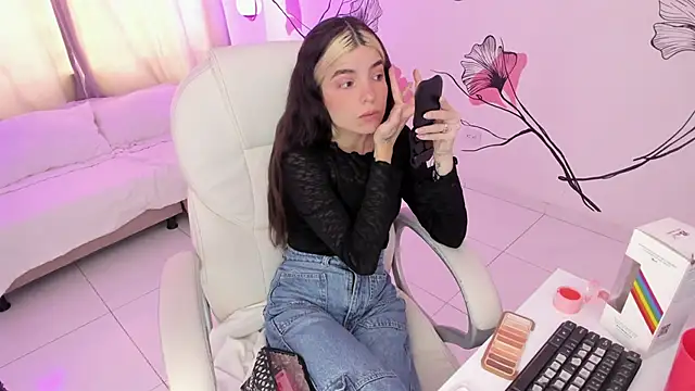 Isabela Fiorelli online show from September 27, 2025, 5:19 pm