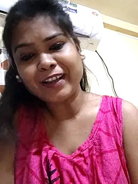 BOLDBEAUTY09 online show from February 16, 2025, 2:31 am