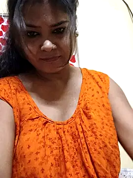 BOLDBEAUTY09 online show from February 13, 2025, 2:01 am