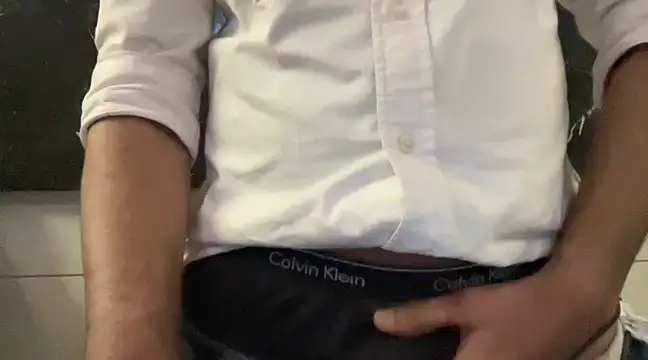 iamabigdickindian online show from February 7, 2025, 8:01 am