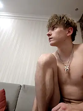 And25bn online show from November 3, 2025, 8:56 pm