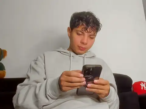 Alessandro 1610 online show from February 27, 2026, 5:51 am