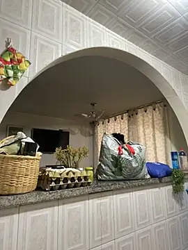 Carola-Ross online show from November 7, 2025, 6:01 pm