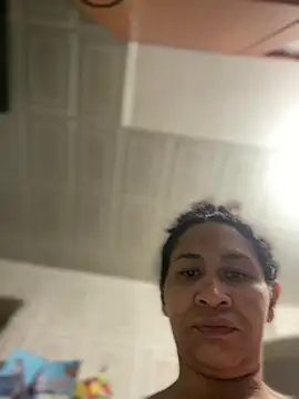 Carola-Ross online show from April 11, 2026, 3:49 pm